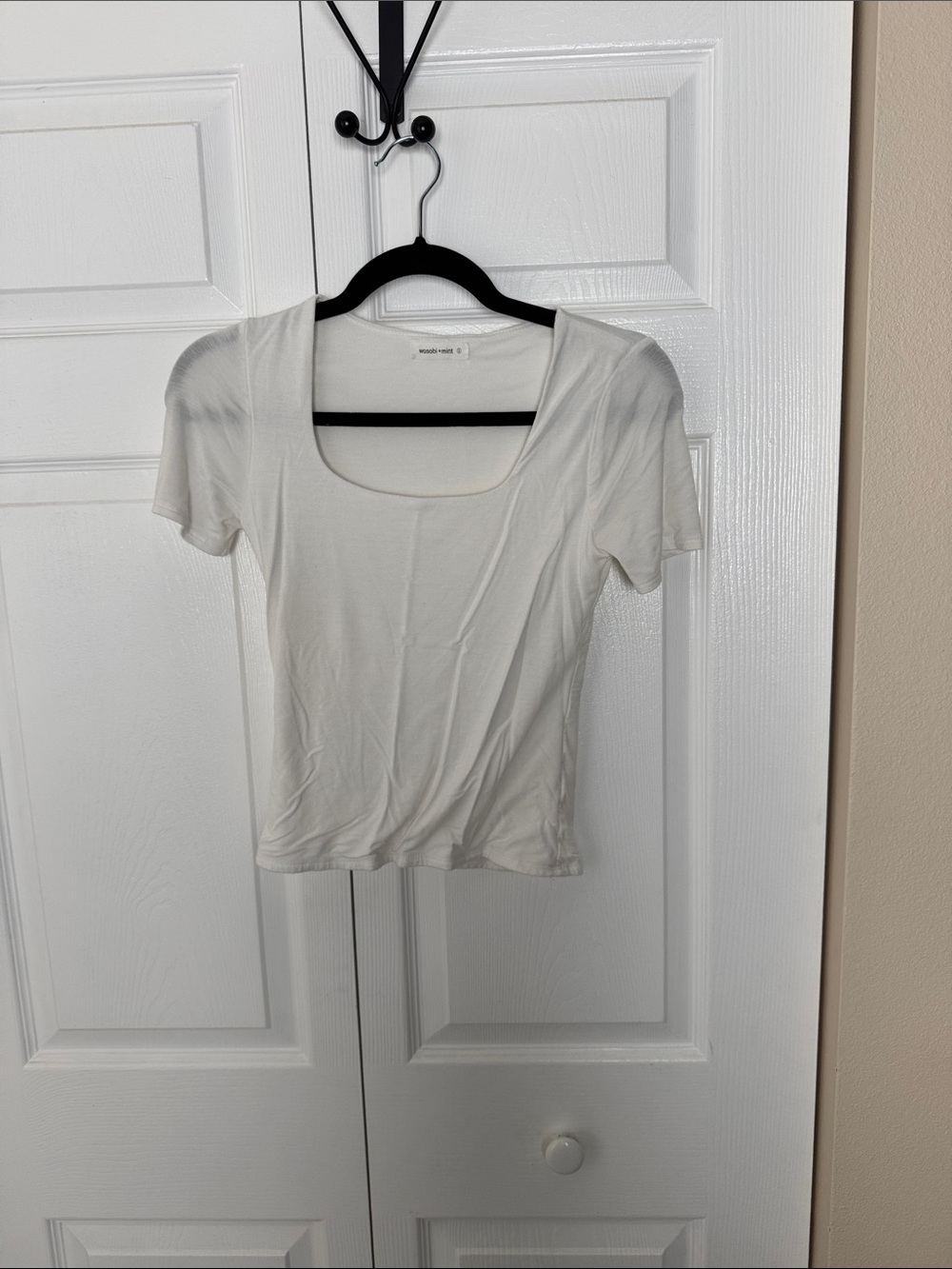 Wasabi + Mint Scoop Neck Short Sleeve Tee in White
